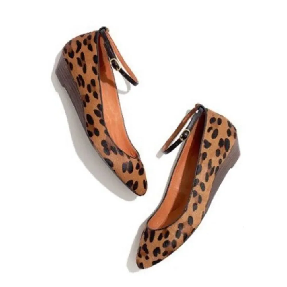 ✨Madewell THE MINI WEDGE IN CALF HAIR Sz 6.5 FLATS✨